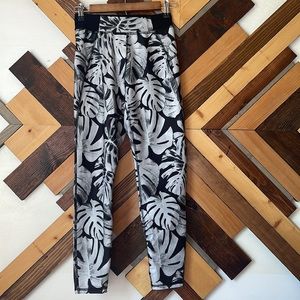 Cycle House Leggings size Medium